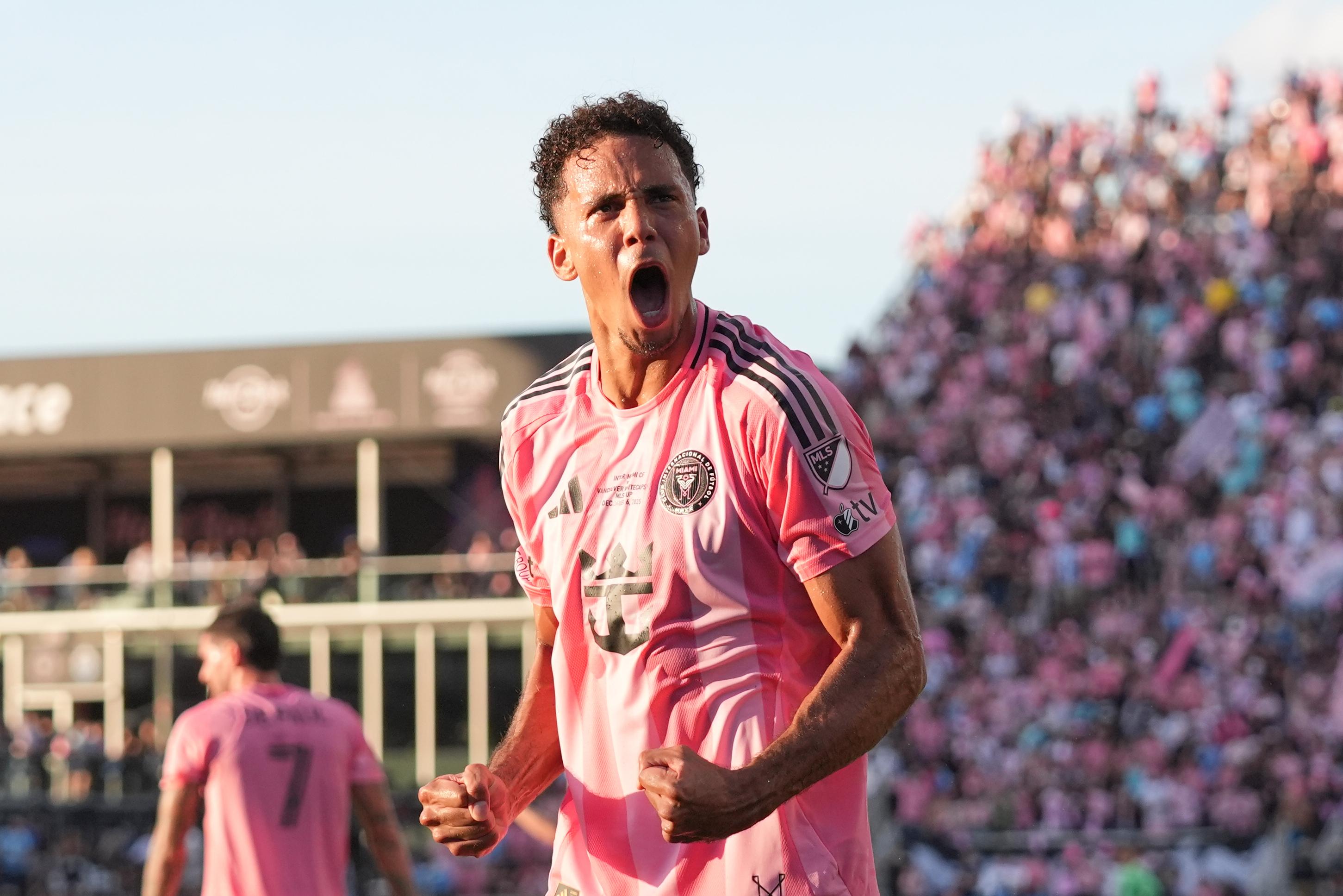 Inter Miami defender Ian Fray (17) gestures during the second half of the MLS Cup final soccer match against the Vancouver Whitecaps Saturday, Dec. 6, 2025, in Fort Lauderdale, Fla. (AP Photo/Lynne Sladky)
